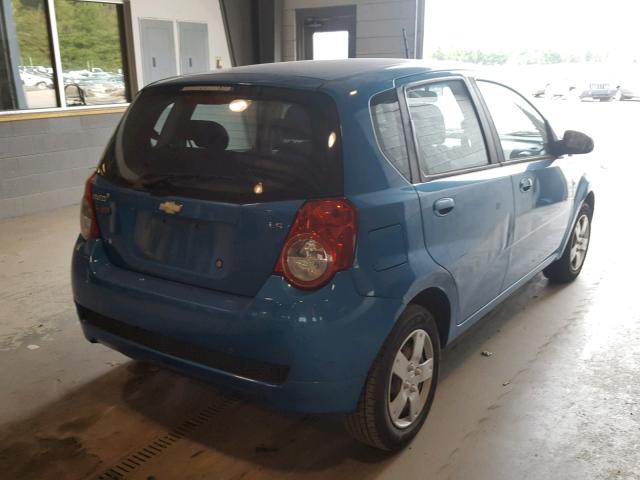 KL1TD66E79B632851 - 2009 CHEVROLET AVEO LS BLUE photo 4