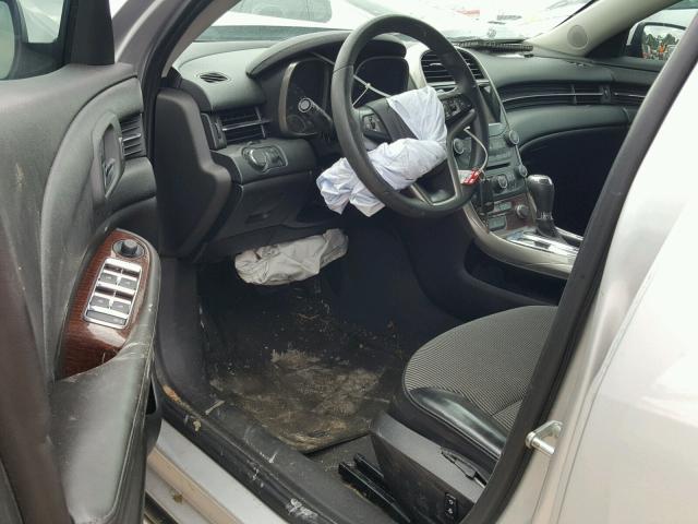 1G11D5RR4DF118328 - 2013 CHEVROLET MALIBU 1LT SILVER photo 9