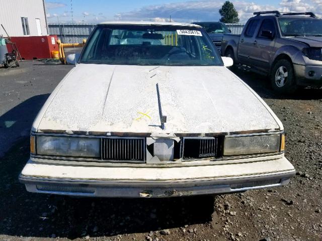 1G3HY513XHW327824 - 1987 OLDSMOBILE DELTA 88 R WHITE photo 9