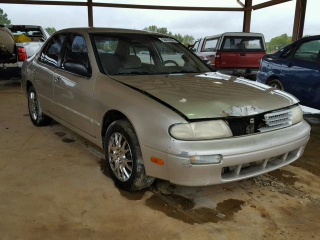 1N4BU31D3SC234592 - 1995 NISSAN ALTIMA XE TAN photo 1