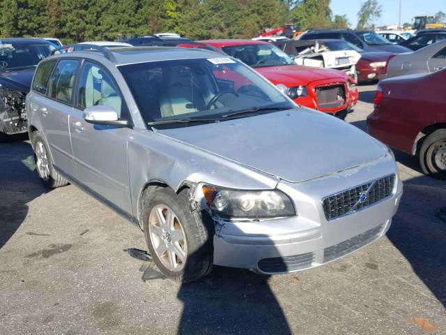 YV1MW382672293189 - 2007 VOLVO V50 2.4I SILVER photo 1