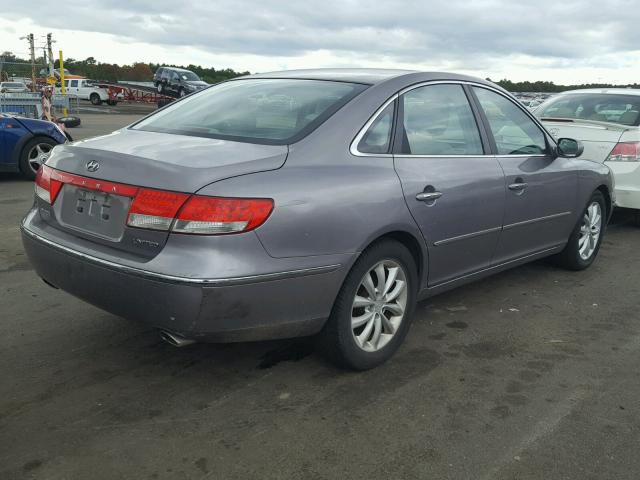 KMHFC46FX6A055669 - 2006 HYUNDAI AZERA SE GRAY photo 4