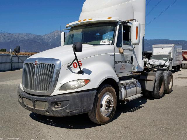 2HSCUSJR2AC223085 - 2010 INTERNATIONAL PROSTAR PR WHITE photo 2