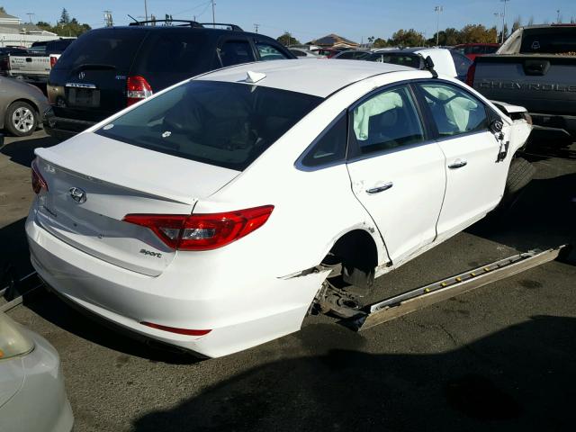 5NPE34AF4FH045039 - 2015 HYUNDAI SONATA SPO WHITE photo 4