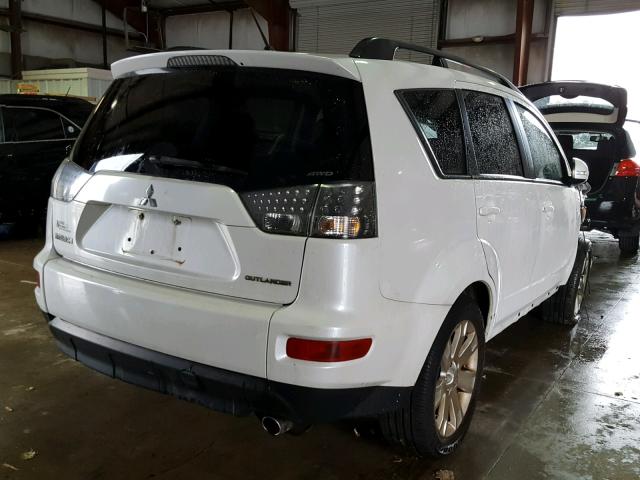 JA4JT3AW9BU016798 - 2011 MITSUBISHI OUTLANDER WHITE photo 4