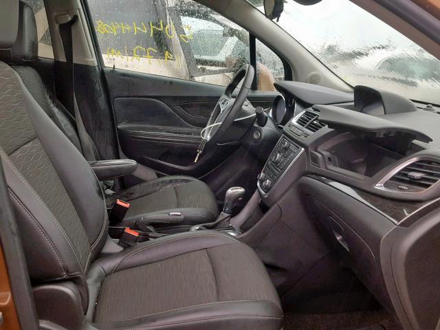 KL4CJASB8GB745022 - 2016 BUICK ENCORE BROWN photo 5