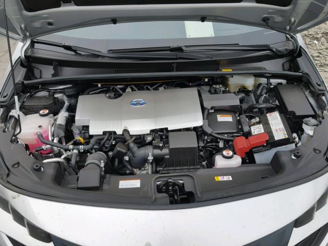 JTDKARFP1H3068056 - 2017 TOYOTA PRIUS PRIM 银色 照片 7