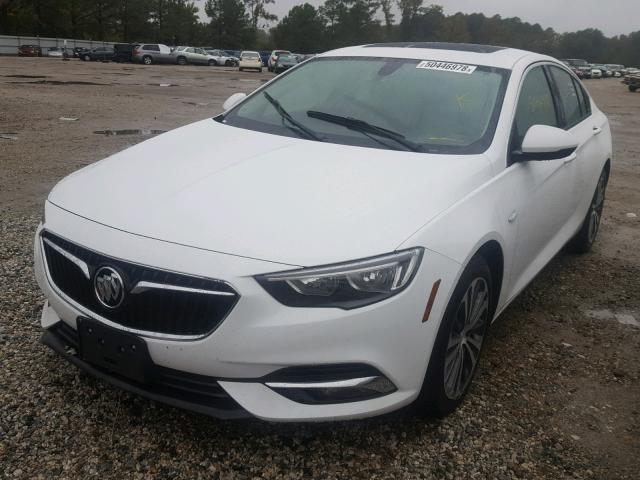 W04GP6SX7J1125722 - 2018 BUICK REGAL ESSE WHITE photo 2