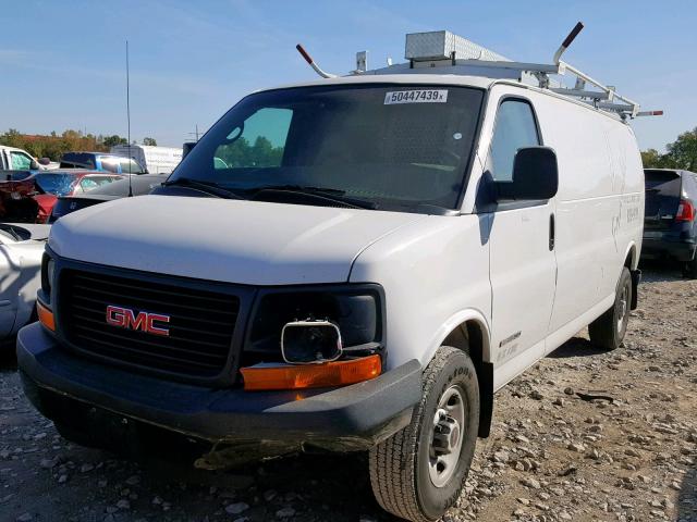 1GTHG39U941225300 - 2004 GMC SAVANA G35 WHITE photo 1