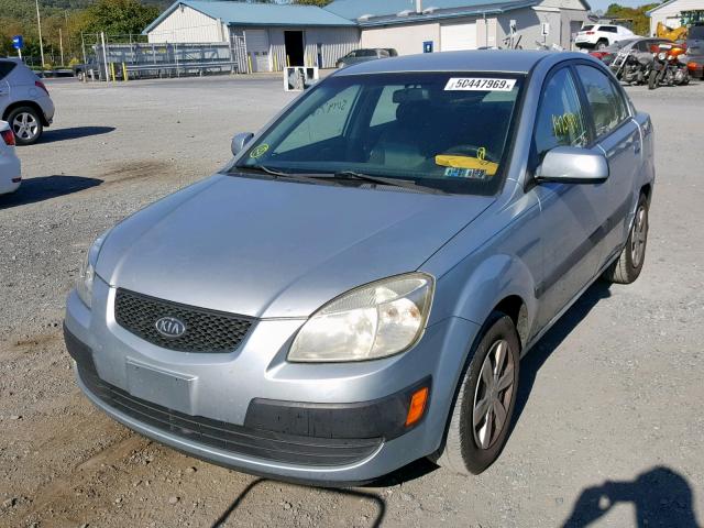 KNADE123666141335 - 2006 KIA RIO BLUE photo 2