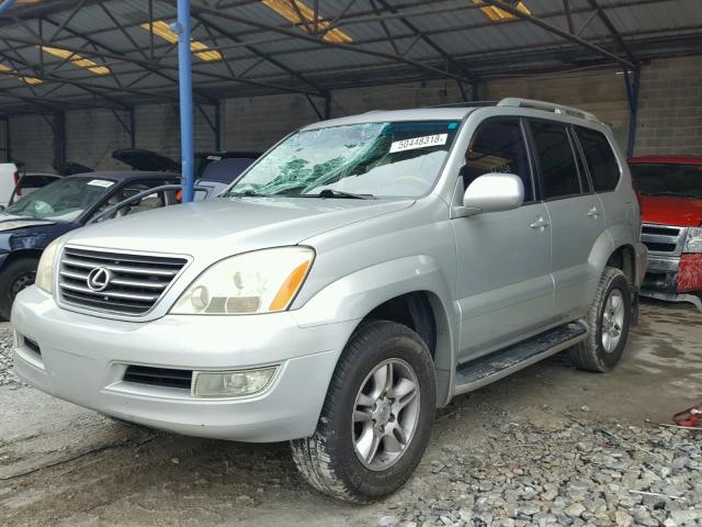 JTJBT20X040052742 - 2004 LEXUS GX 470 SILVER photo 2