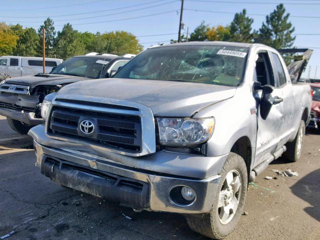 5TFUW5F12BX180475 - 2011 TOYOTA TUNDRA DOU GRAY photo 2