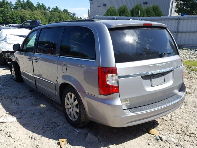 2C4RC1BGXER269120 - 2014 CHRYSLER TOWN & COU SILVER photo 3