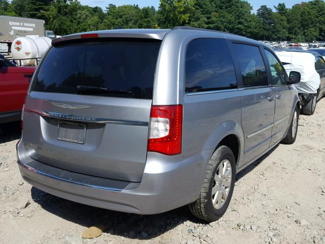 2C4RC1BGXER269120 - 2014 CHRYSLER TOWN & COU SILVER photo 4