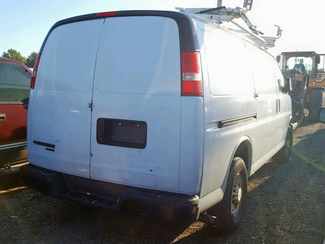 1GCZGTCA3D1170961 - 2013 CHEVROLET EXPRESS G3 WHITE photo 4