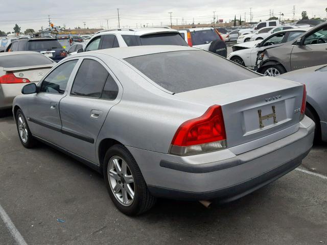 YV1RS61R922122343 - 2002 VOLVO S60 SILVER photo 3