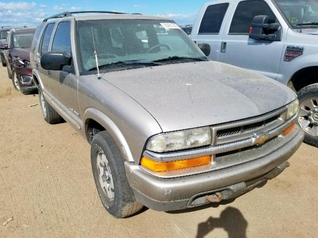 1GNDT13W82K145980 - 2002 CHEVROLET BLAZER SILVER photo 1