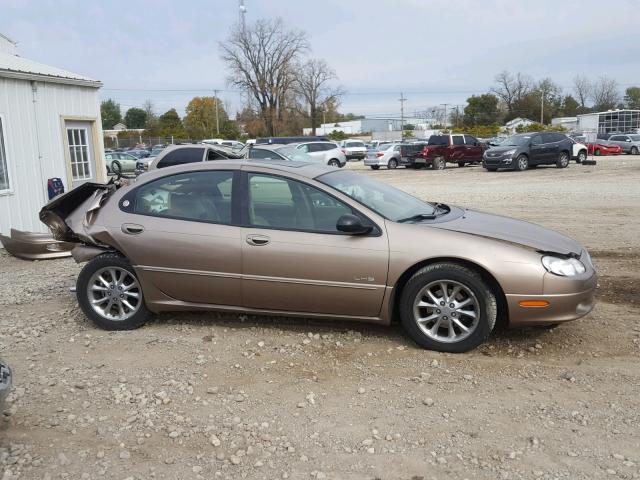 2C3HC56G2XH541699 - 1999 CHRYSLER LHS BROWN photo 9