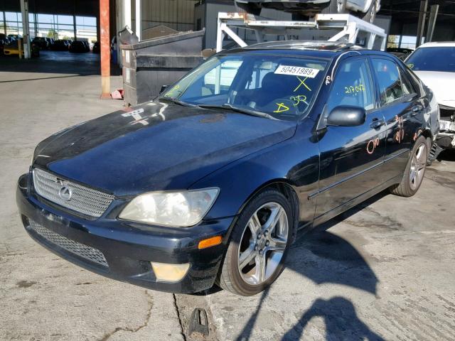 JTHBD182310019523 - 2001 LEXUS IS 300 BLACK photo 2