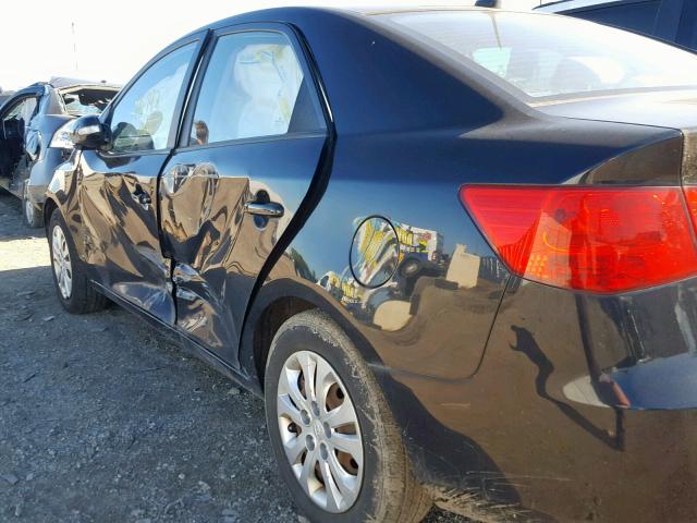 KNAFU4A26A5054619 - 2010 KIA FORTE EX BLACK photo 9