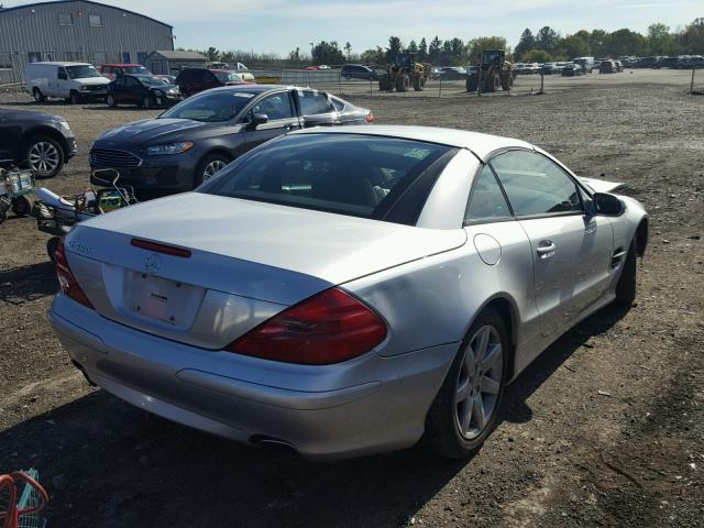 WDBSK75F53F057660 - 2003 MERCEDES-BENZ SL 500R SILVER photo 4