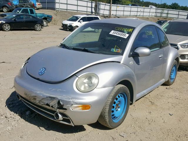 3VWCK21C61M443325 - 2001 VOLKSWAGEN NEW BEETLE ვერცხლისფერი ფოტო 2