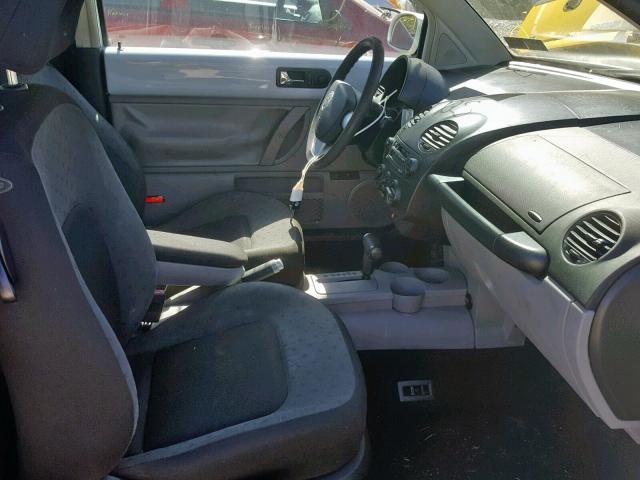 3VWCK21C61M443325 - 2001 VOLKSWAGEN NEW BEETLE ვერცხლისფერი ფოტო 5