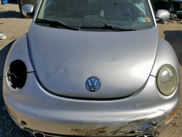 3VWCK21C61M443325 - 2001 VOLKSWAGEN NEW BEETLE ვერცხლისფერი ფოტო 7