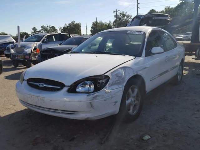 1FAFP55U81A168260 - 2001 FORD TAURUS SES WHITE photo 2