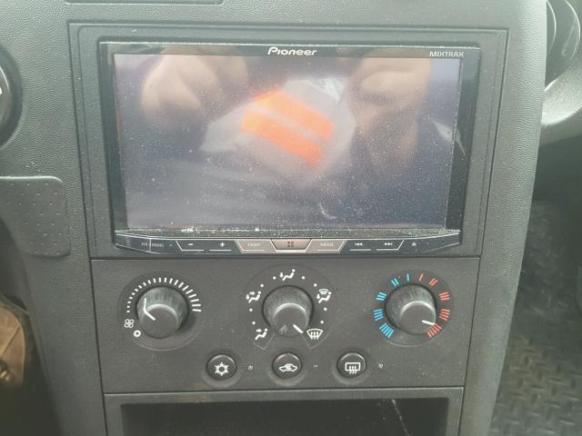 2G2WP552381168619 - 2008 PONTIAC GRAND PRIX SILVER photo 9