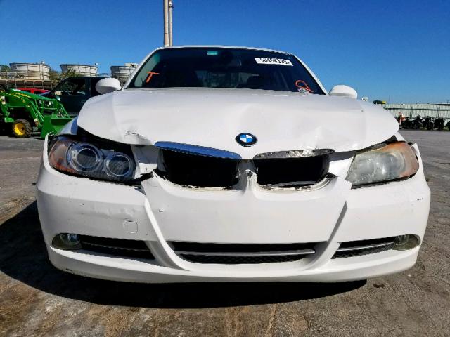 WBAVB33536PS12929 - 2006 BMW 330 I WHITE photo 9