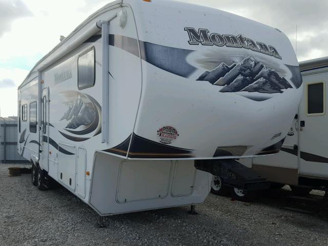 4YDF34629B4701713 - 2011 KEYSTONE MONTANA WHITE photo 1