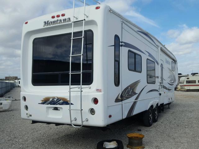 4YDF34629B4701713 - 2011 KEYSTONE MONTANA WHITE photo 4