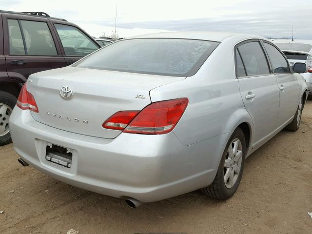 4T1BK36BX7U228082 - 2007 TOYOTA AVALON XL BLUE photo 4