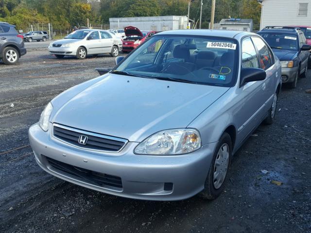 2HGEJ6617XH559798 - 1999 HONDA CIVIC BASE SILVER photo 2