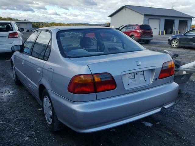 2HGEJ6617XH559798 - 1999 HONDA CIVIC BASE SILVER photo 3