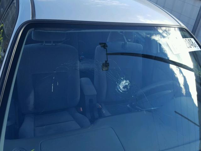 2HGEJ6617XH559798 - 1999 HONDA CIVIC BASE SILVER photo 9