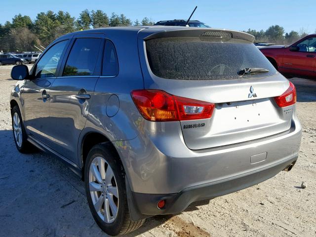 4A4AR4AU2EE031143 - 2014 MITSUBISHI OUTLANDER GRAY photo 3