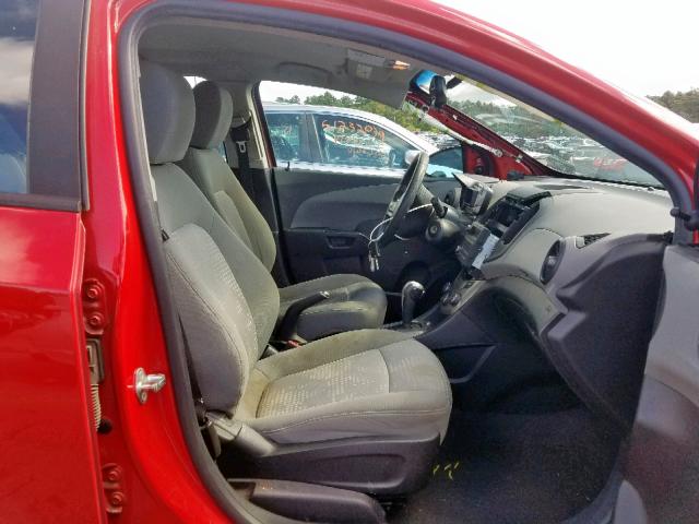 1G1JA6SH9C4120361 - 2012 CHEVROLET SONIC LS RED photo 5