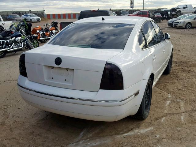 WVWPD63B44P203618 - 2004 VOLKSWAGEN PASSAT GLS WHITE photo 4