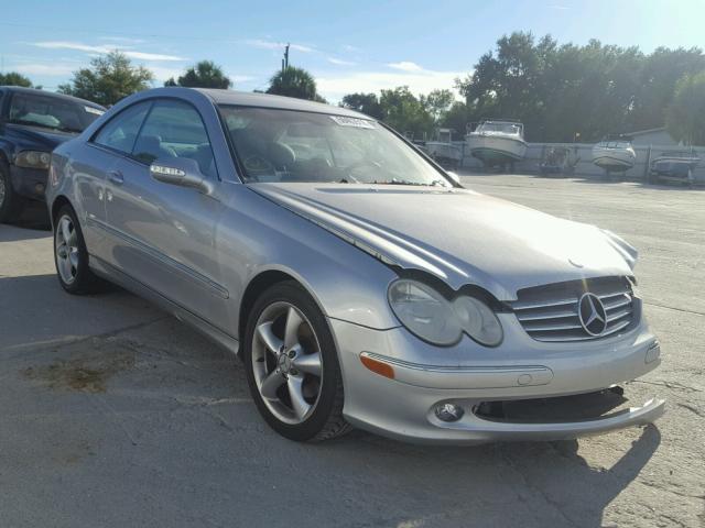 WDBTJ65J65F153807 - 2005 MERCEDES-BENZ CLK 320C SILVER photo 1