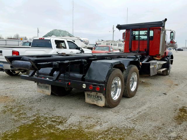 1M2AL02C56M002102 - 2006 MACK 700 CT700 RED photo 4