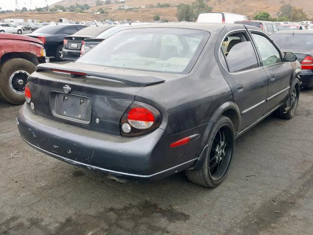 JN1CA31A01T319971 - 2001 NISSAN MAXIMA GXE BLACK photo 4