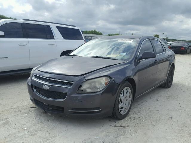 1G1ZC5E05A4126135 - 2010 CHEVROLET MALIBU 1LT GRAY photo 2