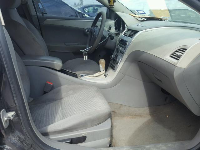 1G1ZC5E05A4126135 - 2010 CHEVROLET MALIBU 1LT GRAY photo 5