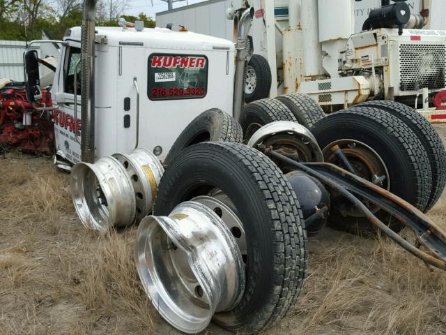 3AKJGNBG0GDHD2967 - 2016 FREIGHTLINER CONVENTION WHITE photo 2