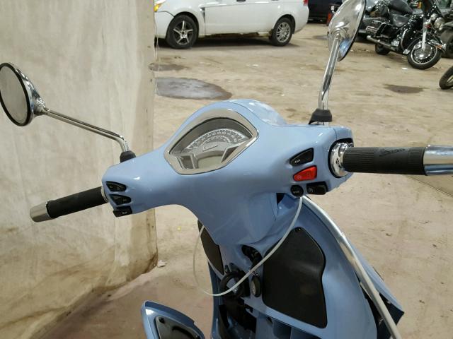 ZAPMA39L6J5100393 - 2018 VESPA MOTORCYCLE BLUE photo 5