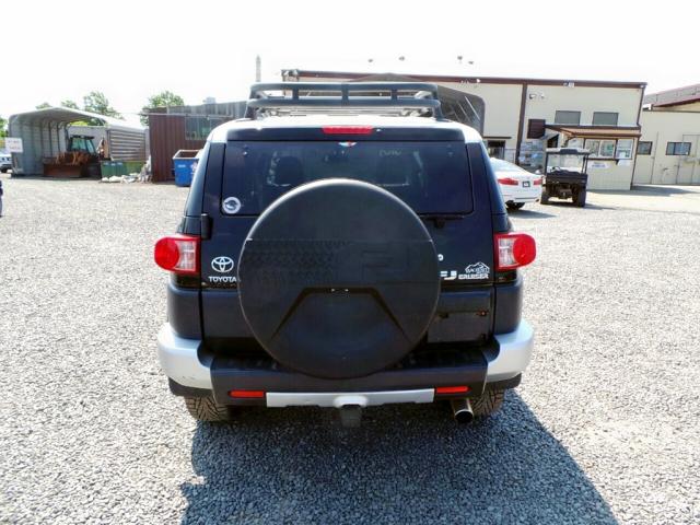 JTEBU4BF2AK076150 - 2010 TOYOTA FJ CRUISER BLACK photo 10