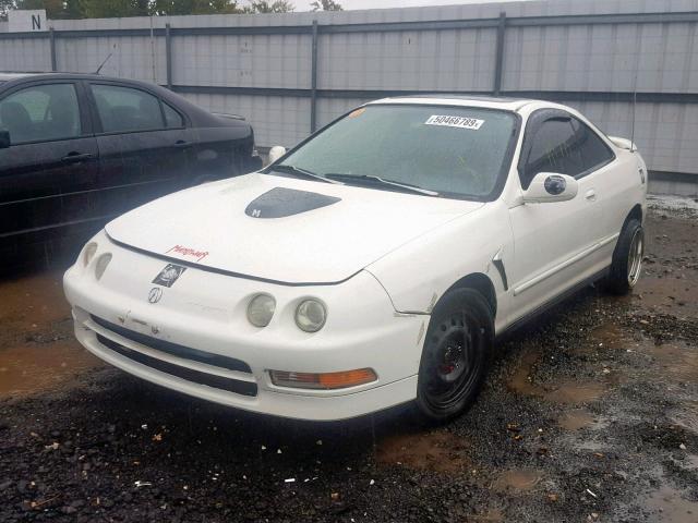 JH4DC436XTS012874 - 1996 ACURA INTEGRA SE WHITE photo 2