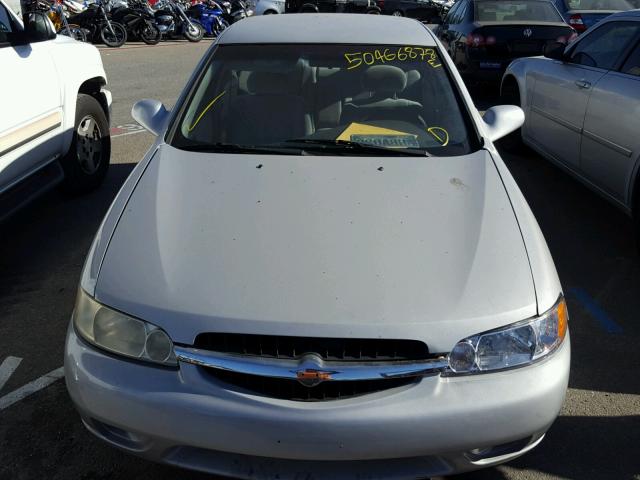 1N4DL01D21C176452 - 2001 NISSAN ALTIMA XE SILVER photo 9